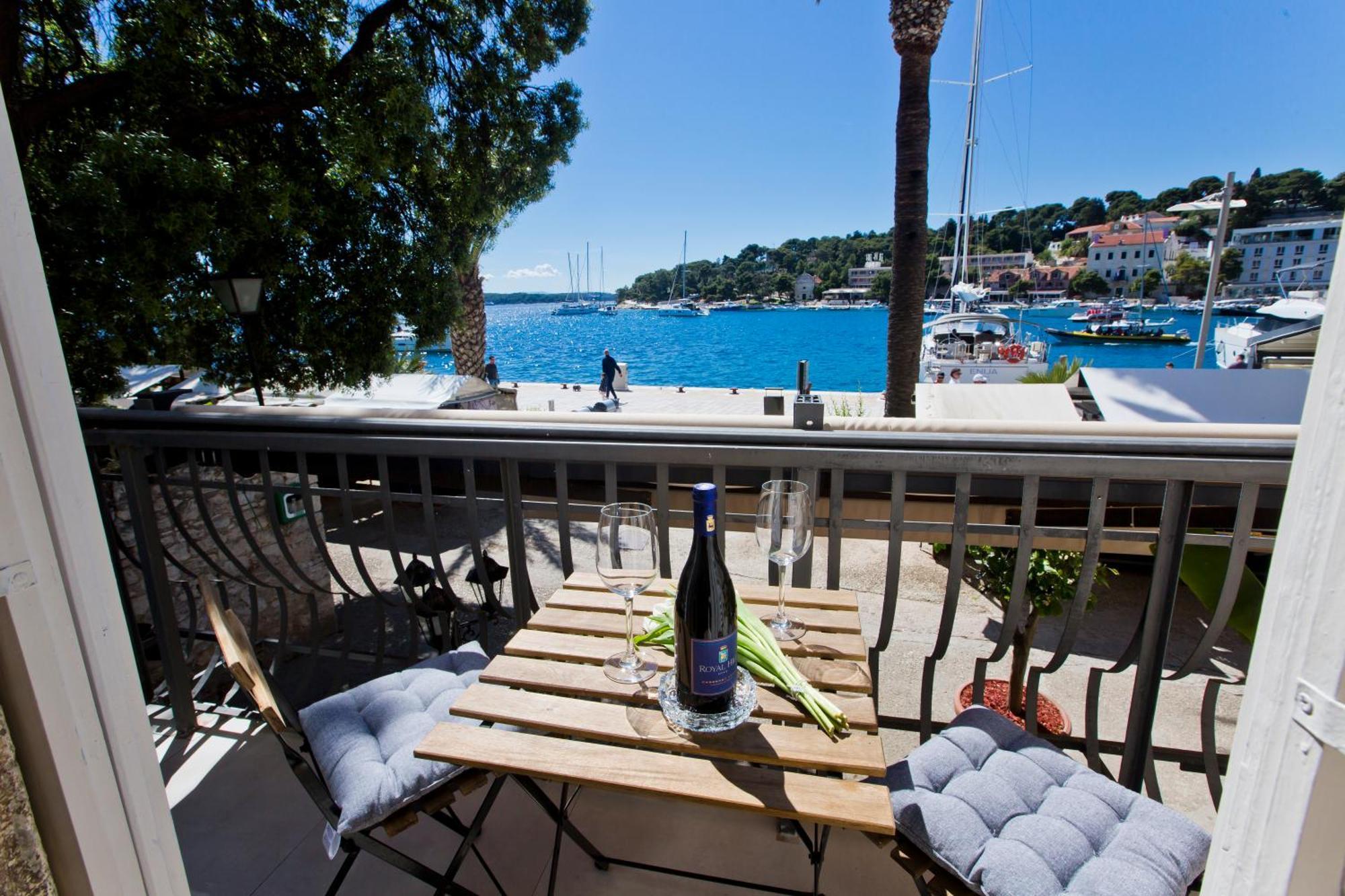 Riva Yacht Hvar Town Apartment Dış mekan fotoğraf