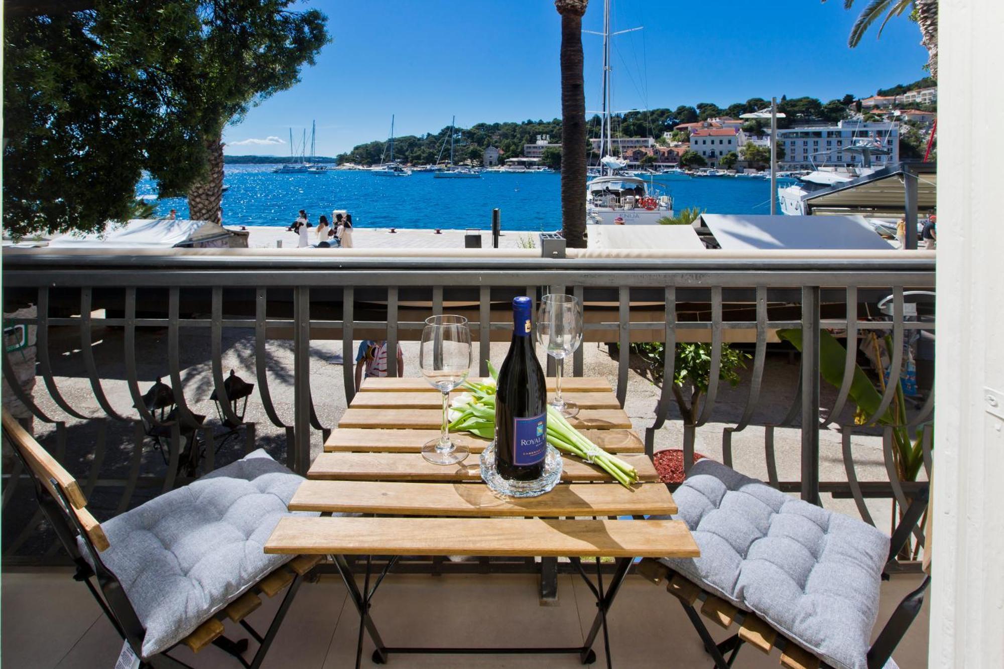 Riva Yacht Hvar Town Apartment Dış mekan fotoğraf